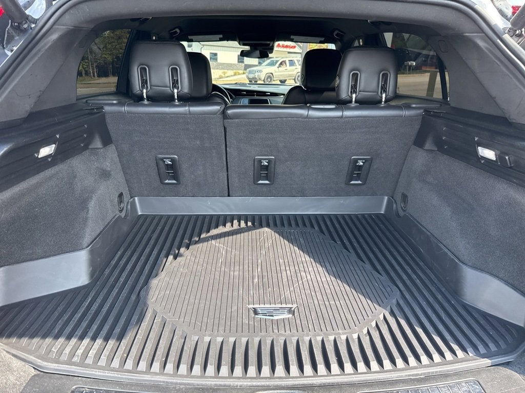 2020 Cadillac XT4 Premium Luxury