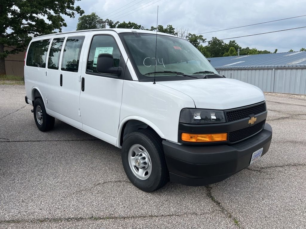 2026 Chevrolet Express Cargo WT