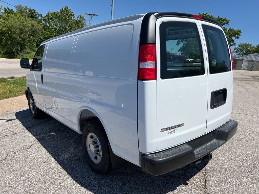 2026 Chevrolet Express Cargo WT
