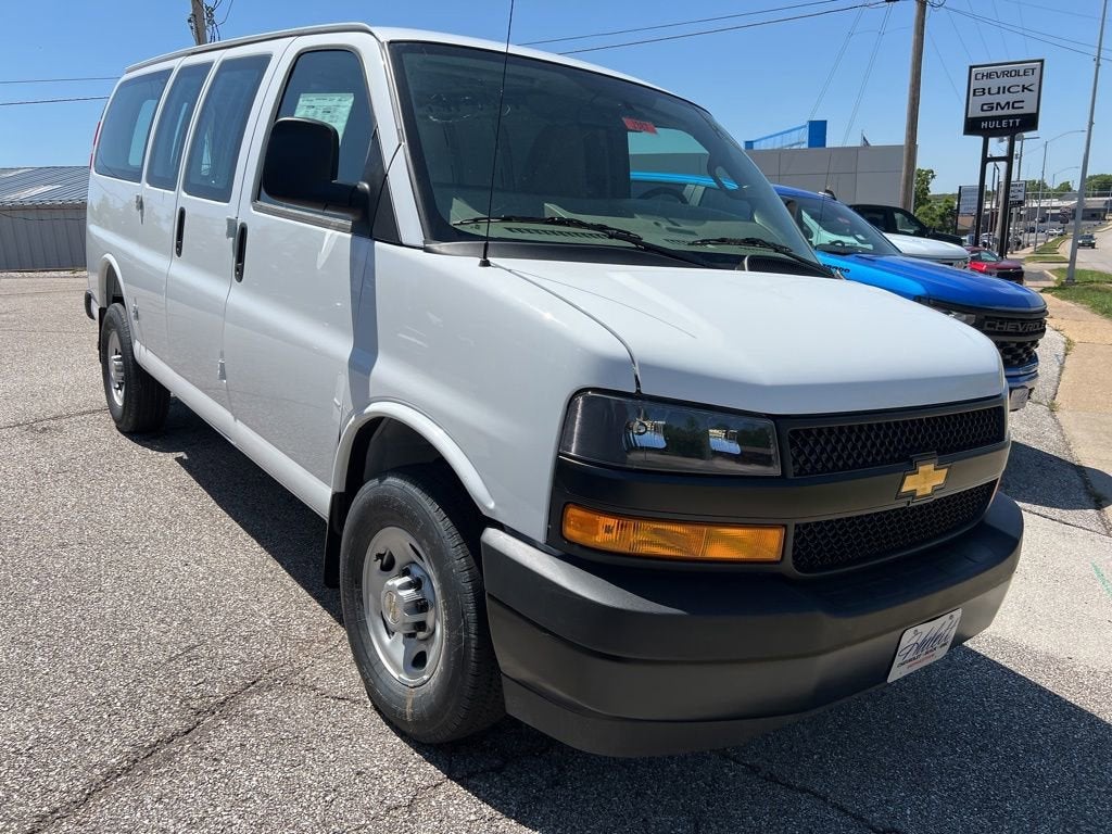 2026 Chevrolet Express Cargo WT