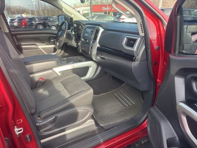 2017 Nissan Titan SV