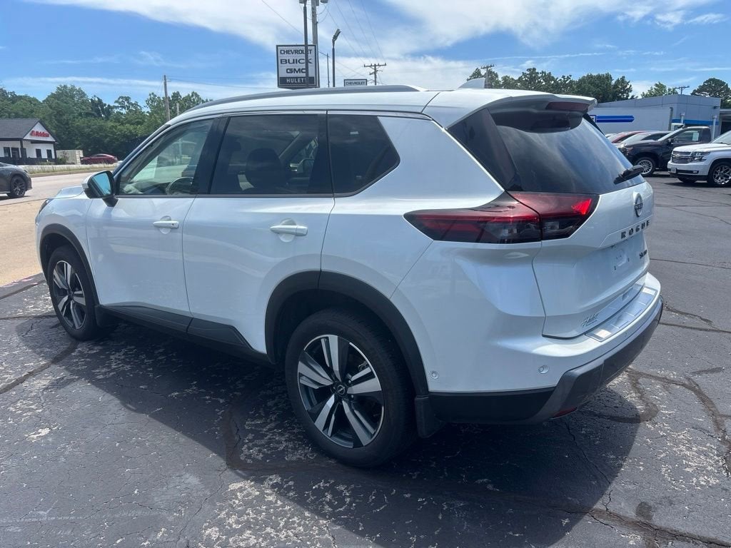 2024 Nissan Rogue SL