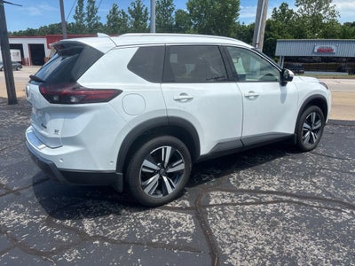 2024 Nissan Rogue SL