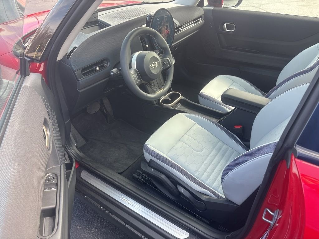 2025 MINI Hardtop 2 Door Cooper